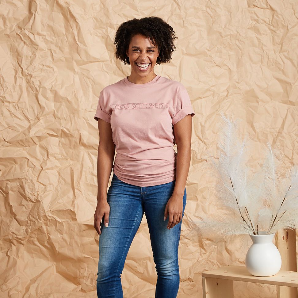 God so Loved - Comfort Fit T-Shirt - Desert Pink